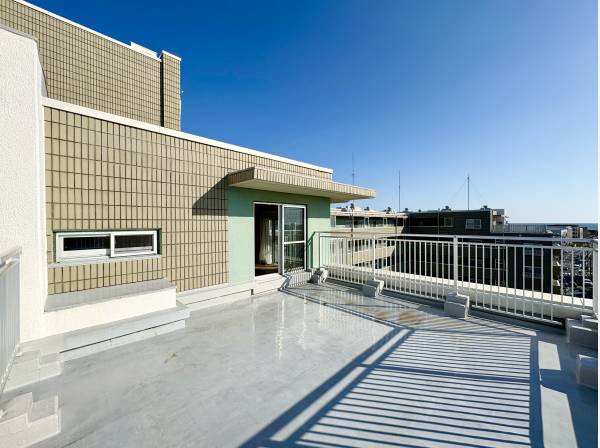 広々とした屋上テラスは全2カ所ございます！