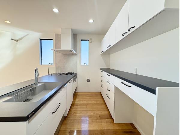 カップボード付きキッチンスペース