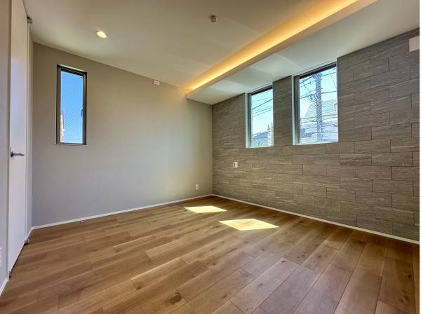 約7帖の主寝室/約2帖のWIC付き