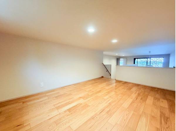 固定階段付きのロフト