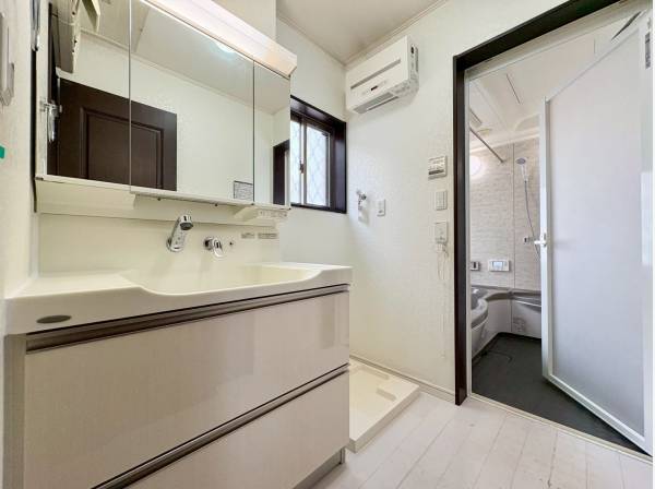 パウダールーム