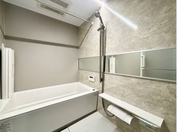 清潔感のあるバスルーム