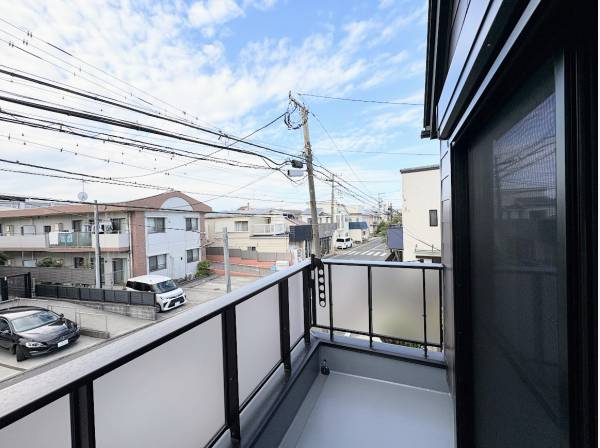 バルコニーも十分な広さあります