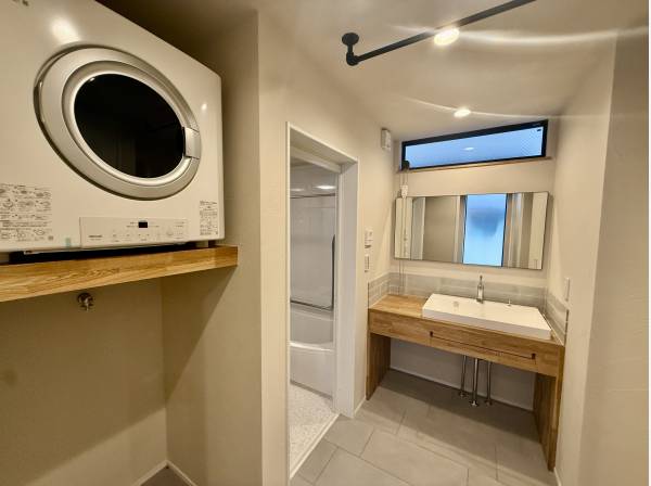 サニタリースペースと浴室