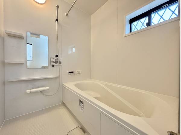 ゆっくりとお過ごしいただける浴室です。