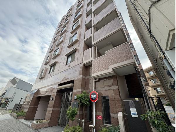 マンション外観です