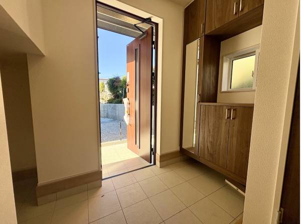 玄関スペースも収納豊富です！