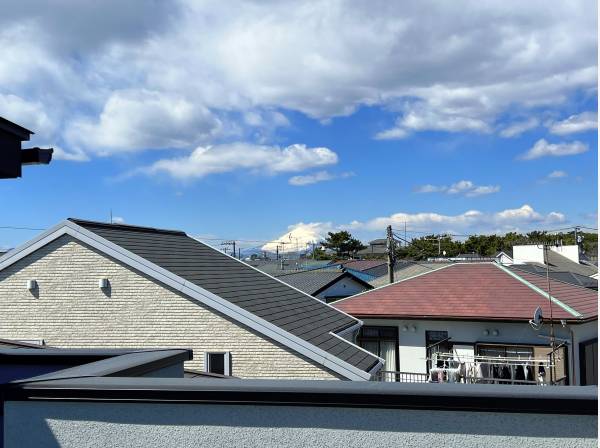 屋上からは富士山の望めます