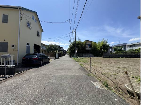 幅員約５．０ｍの南道路接道です。