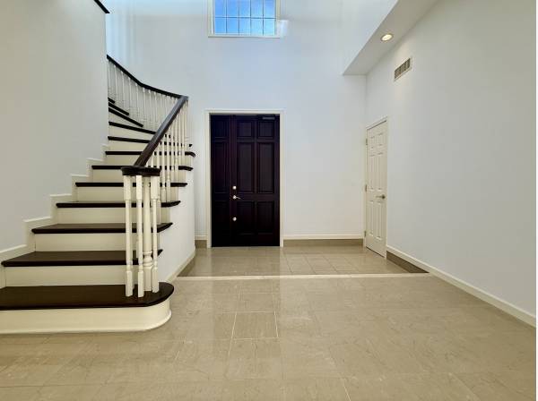 リゾート感あるエントランス