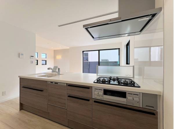 水回りとバルコニーをワンフロアに集約した家事動線に優れた設計