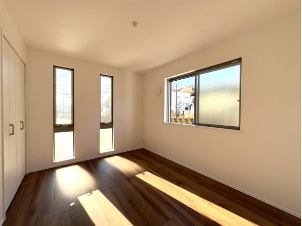 １階のお部屋にもしっかりと陽が差し込みます