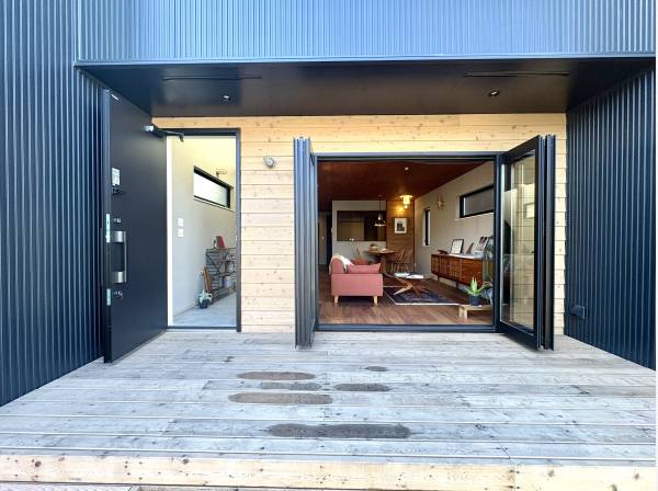 屋内・屋外楽しみいただけます。