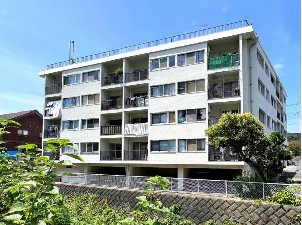 リバーサイドに佇む穏やかな立地です