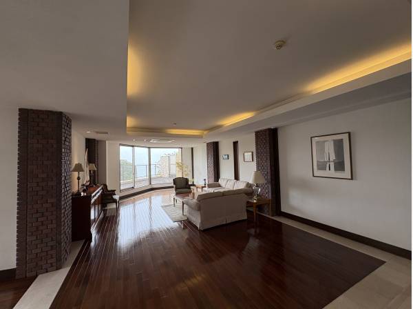 供用のエントランスホールです