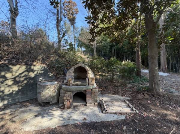 お庭にはピザ釜がありました。