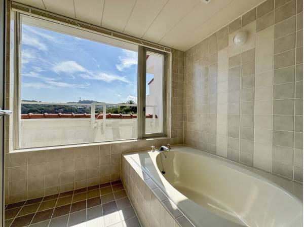 開放感溢れるビューバス