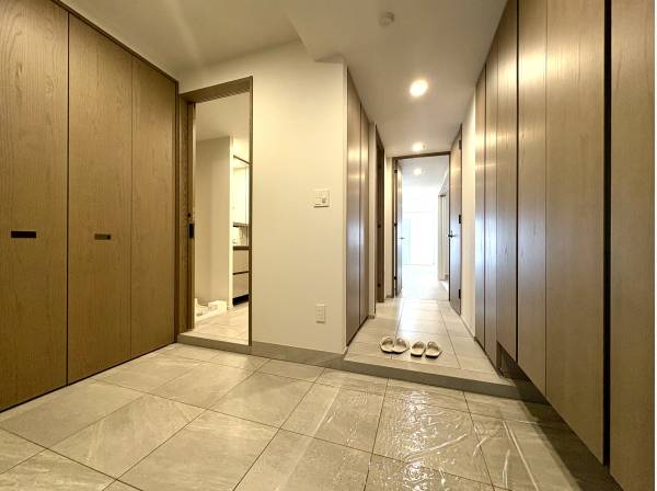 ゆとりある玄関スペース