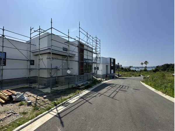 対象物件は手前側です