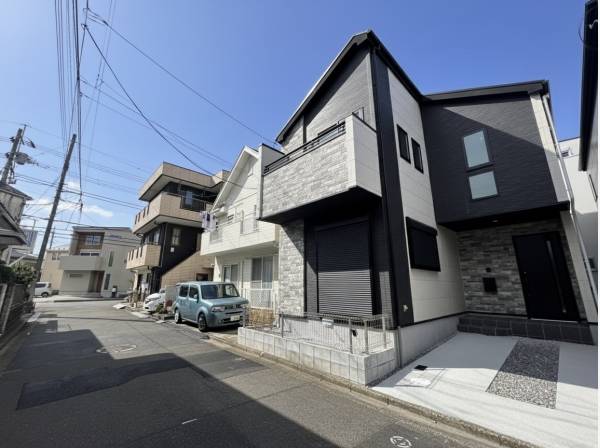 南道路のため日当たり良し