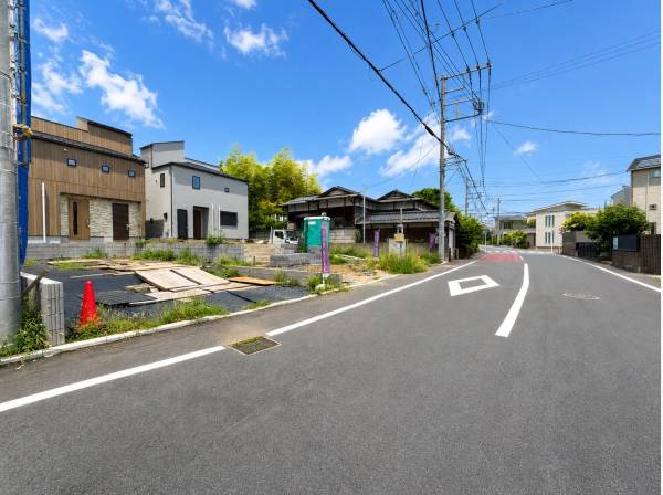 前面道路も8ｍあります！