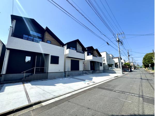 道路も広く車のアクセスも良し