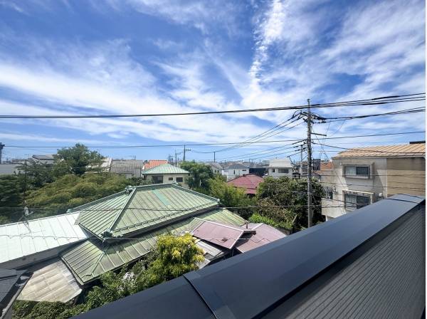 2.3階にバルコニーのある風通しの良い間取り